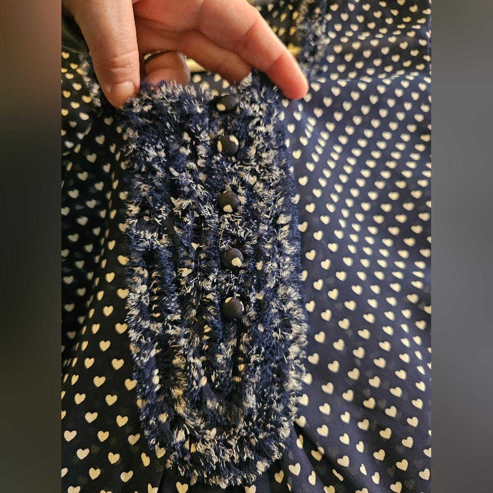 Flowy Fun Blouse - Picture 6 of 6
